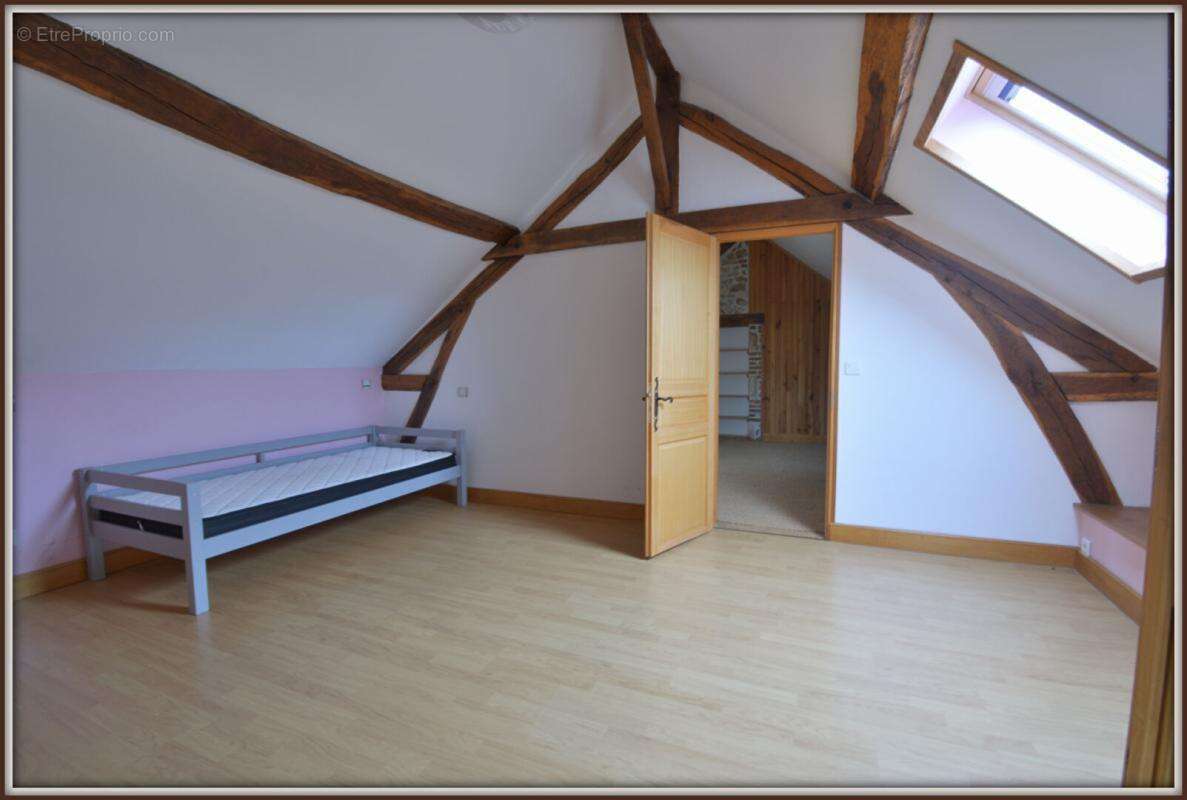 Longère Henrichemont 4 pièce(s) 122.4 m2 - photo 8