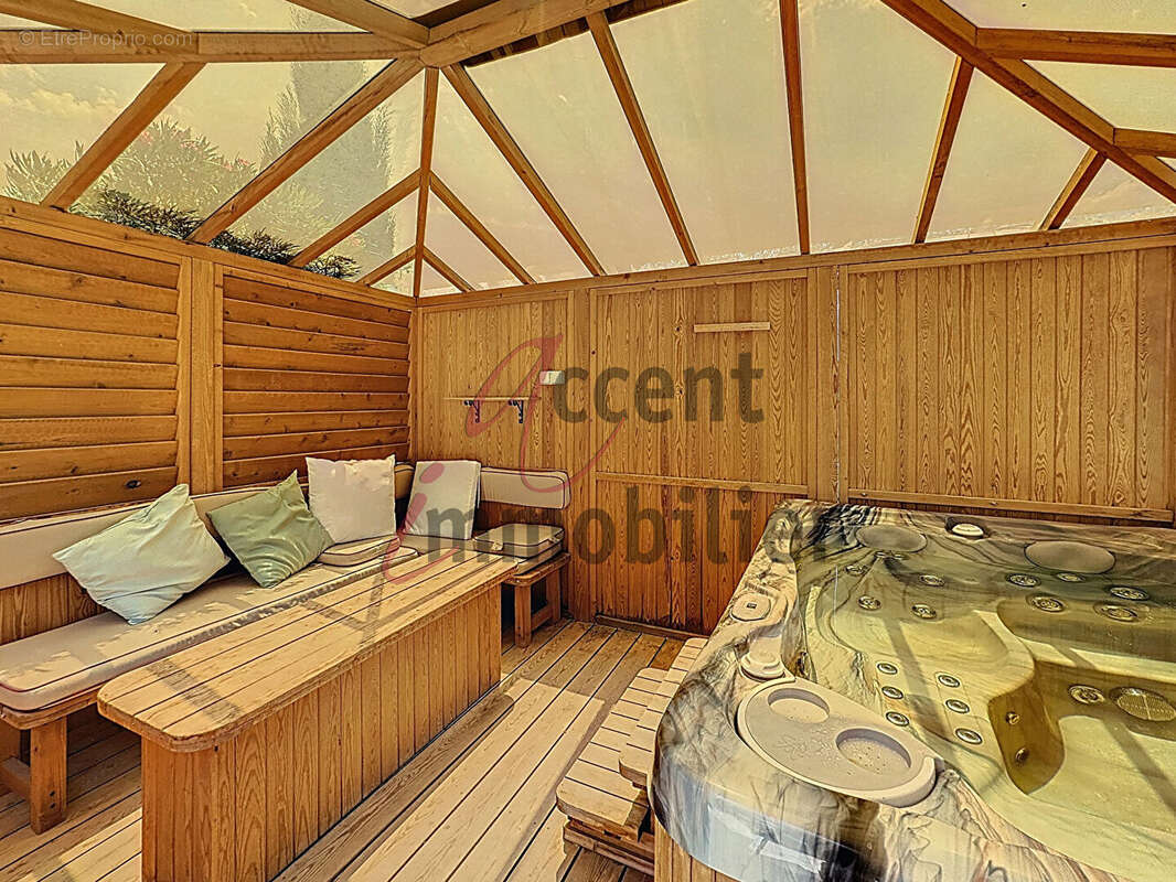 Maison à SAINT-REMY-DE-PROVENCE