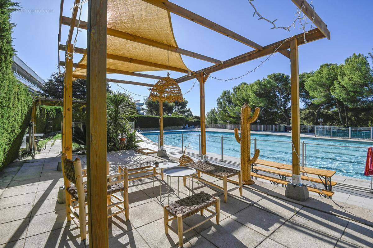 Appartement à MARSEILLE-8E