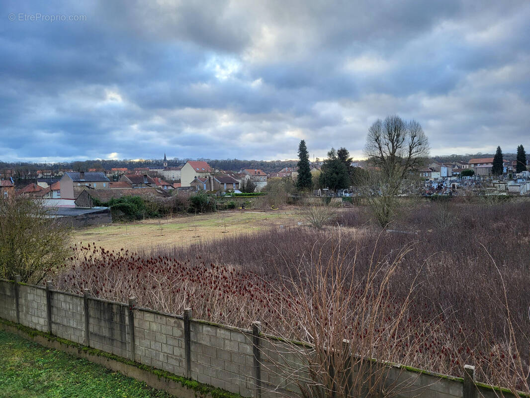 Appartement à JOEUF