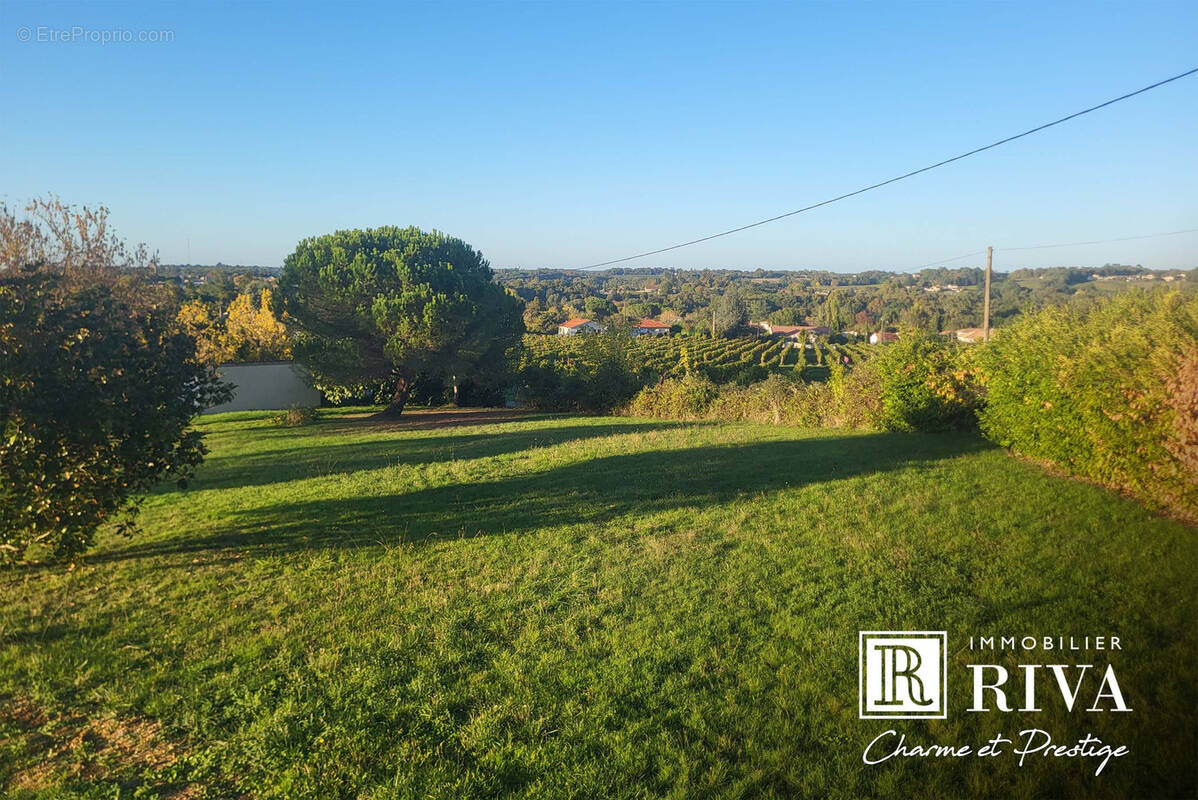 Terrain à QUINSAC