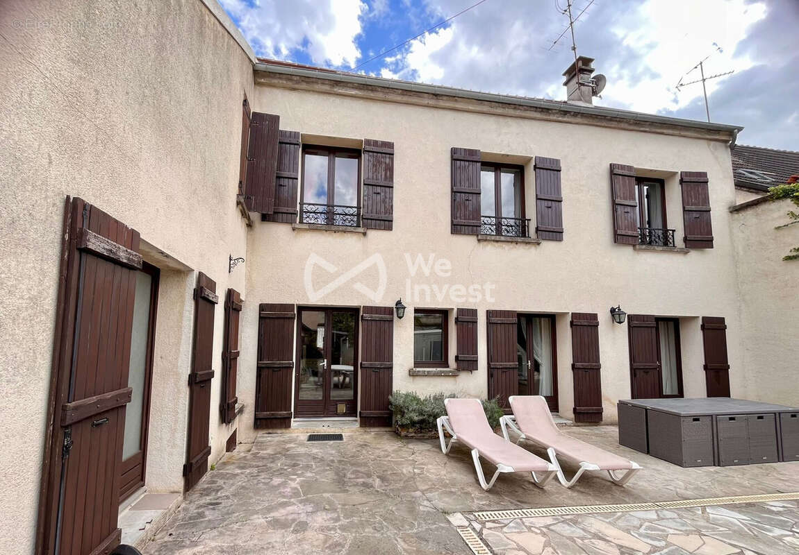 Maison 200 m² à Coulommiers  - photo 2