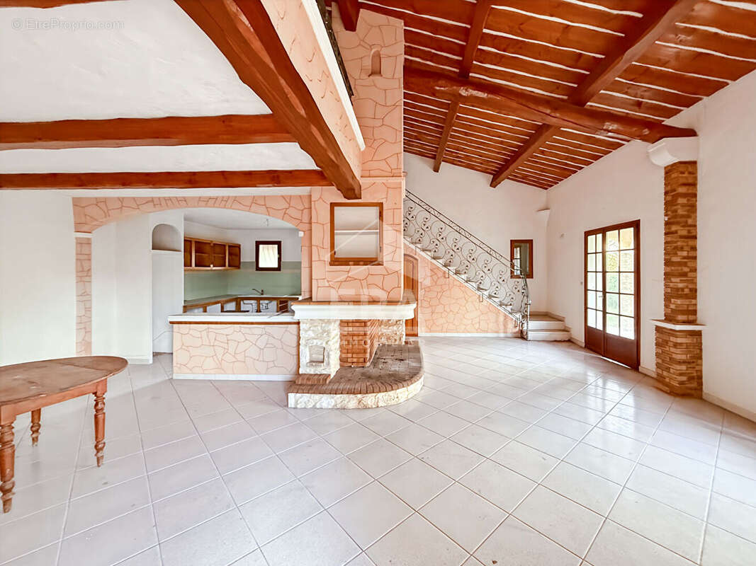 Maison à CABRIES