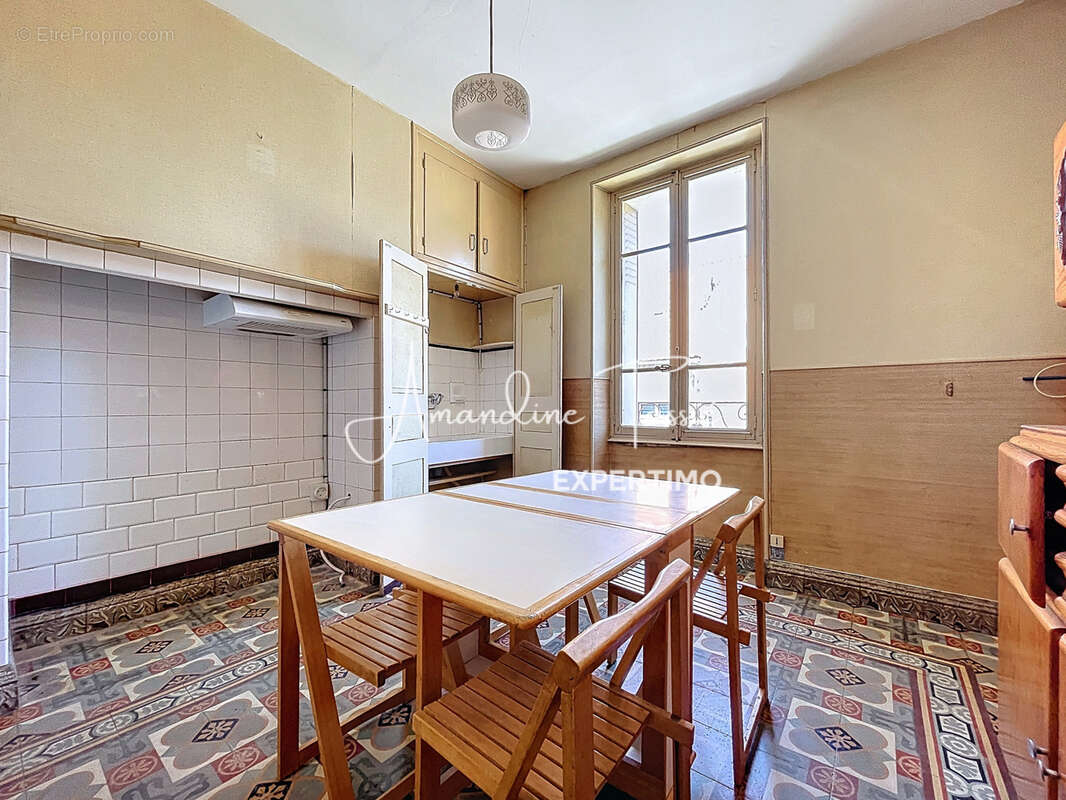 Immeuble de rapport, 3 appartements et sa maison   Centre-ville de Millau - photo 13