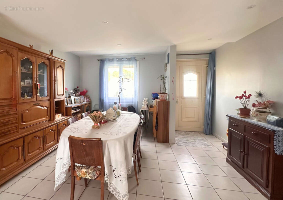 Maison à RAVEL