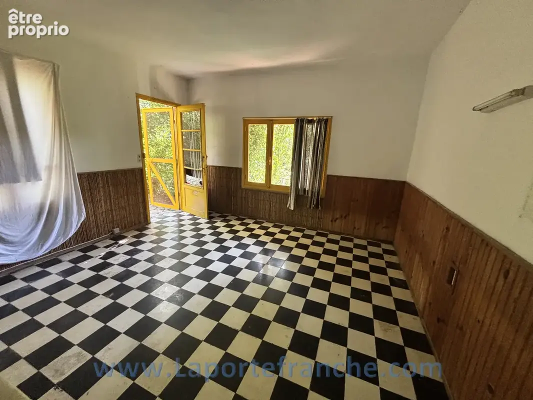 Cagnes maison 65 m2 à rénover sur terrain 1836 m2 - photo 7