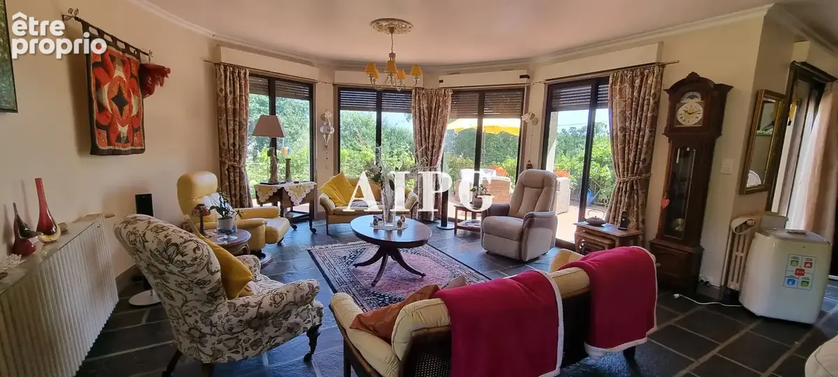 QUINTIN,  belle maison néo-bretonne 238 m² hab à vendre avec 7 chambres . - photo 6