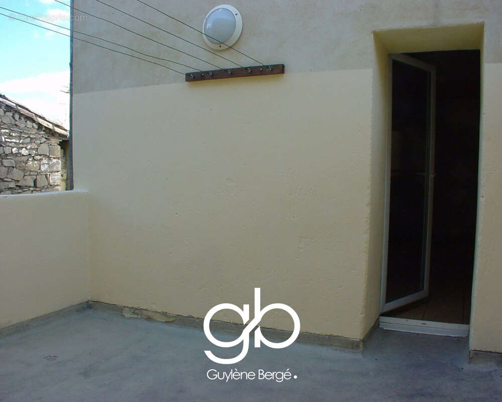 Appartement à LUNEL