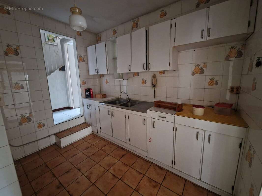 Maison 191 m² à Le Tampon  - photo 4