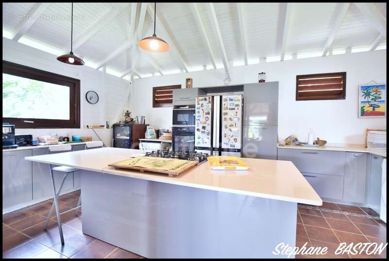 Maison à LES TROIS-ILETS