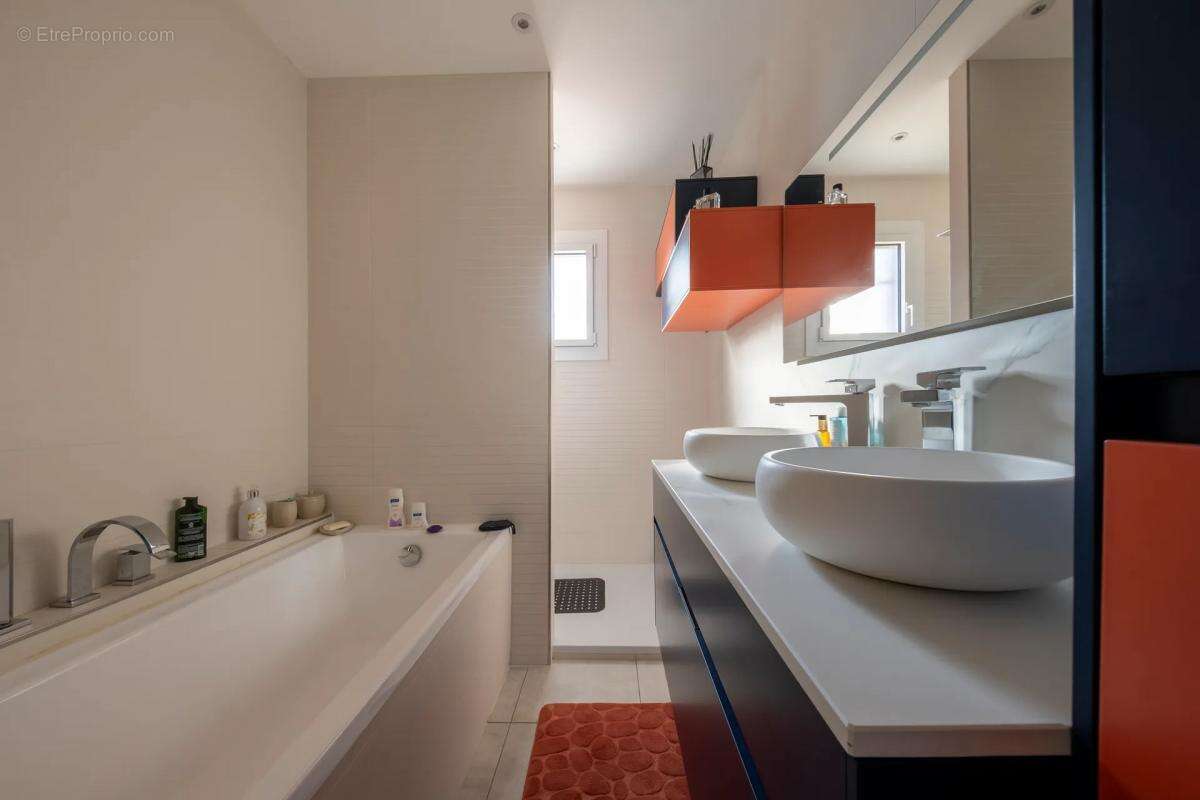 Maison à FONTENILLES