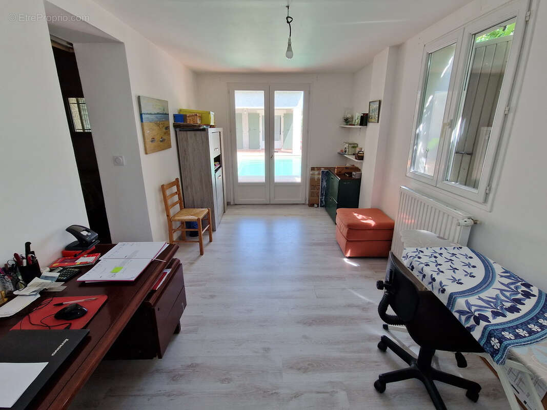 Maison à SAINT-CHRISTOL-LES-ALES