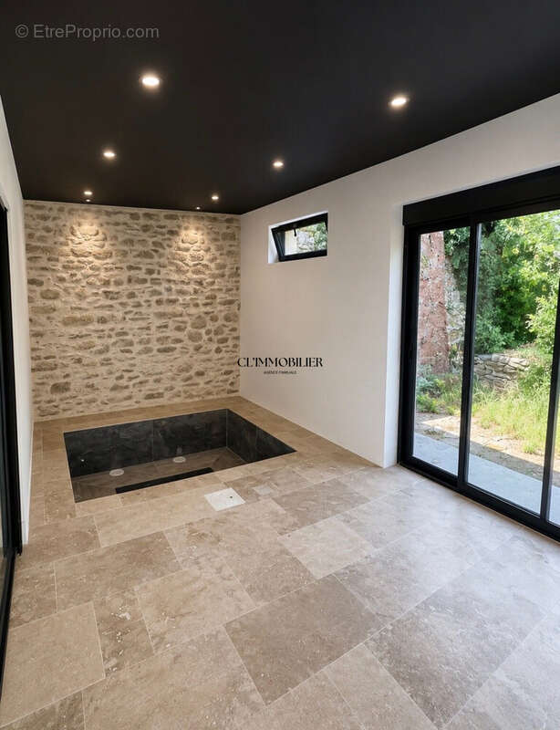 Maison 112 m² à Saint-Etienne  - photo 3