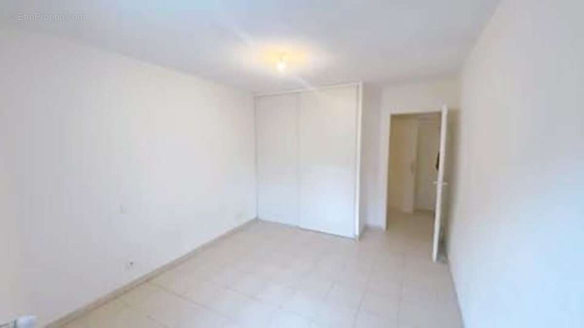 Appartement à MANDELIEU-LA-NAPOULE