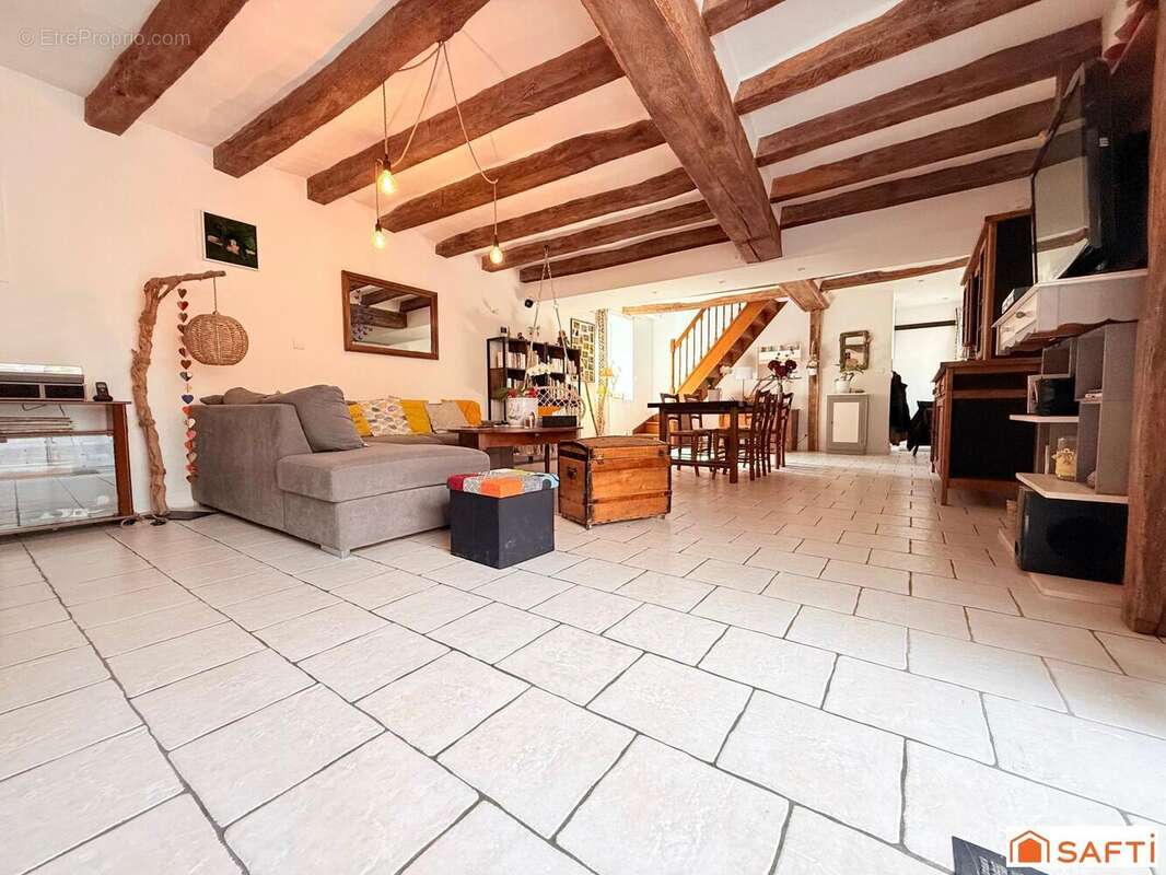 Photo 2 - Maison à SAVIGNE-SUR-LATHAN