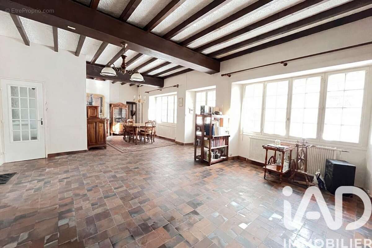 Maison 162 m² à Chantemerle  - photo 2