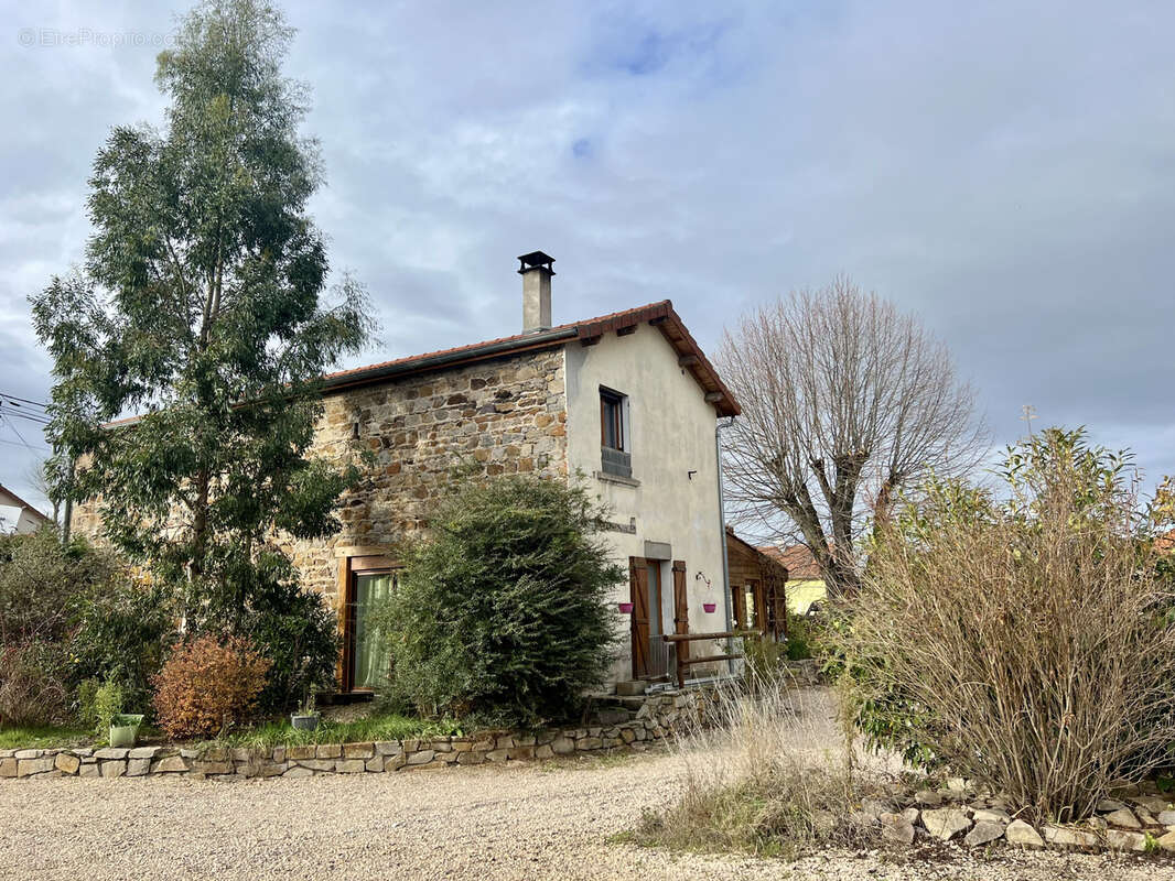 Maison à SAINTE-FLORINE