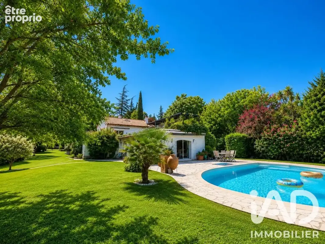 Photo 1 - Maison à ROQUEFORT-LES-PINS