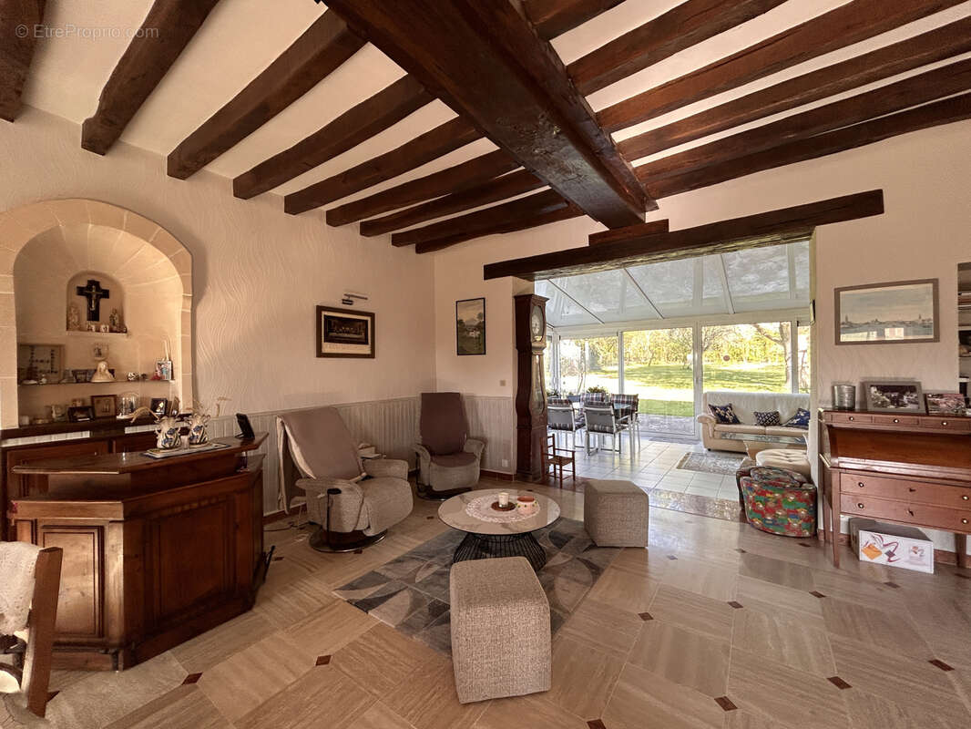 Maison à SENNEVIERES