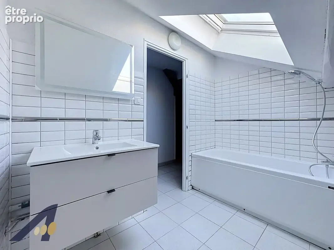 Belfort hyper centre   appartement atypique rénové - photo 9