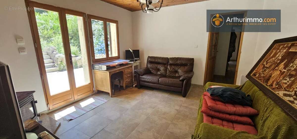 Maison à MONTFERRIER