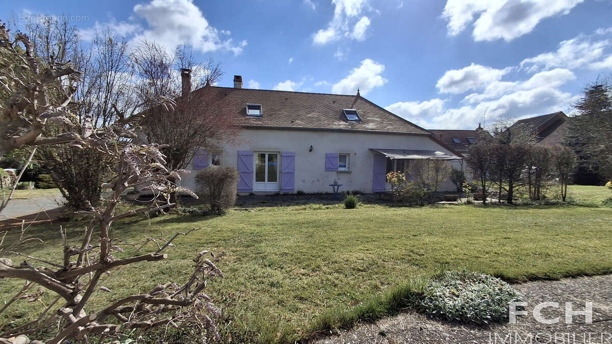 Maison à VICHY