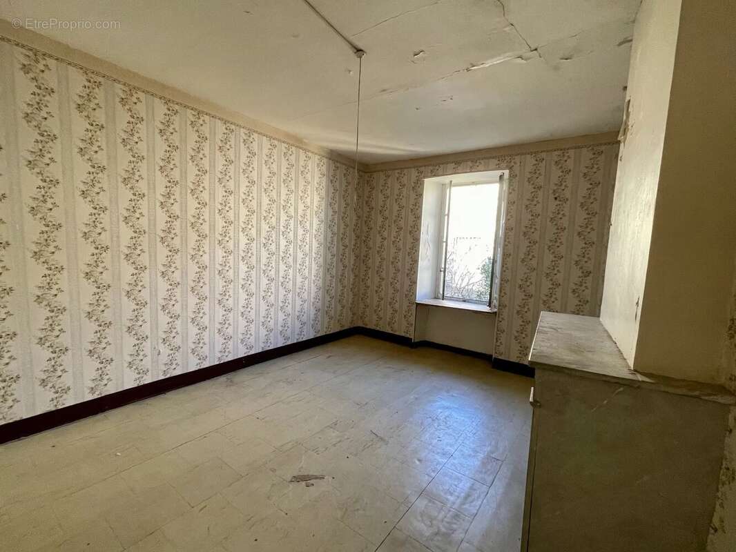 Maison à PEYRIAC-MINERVOIS