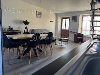 Maison à LE PONT-CHRETIEN-CHABENET