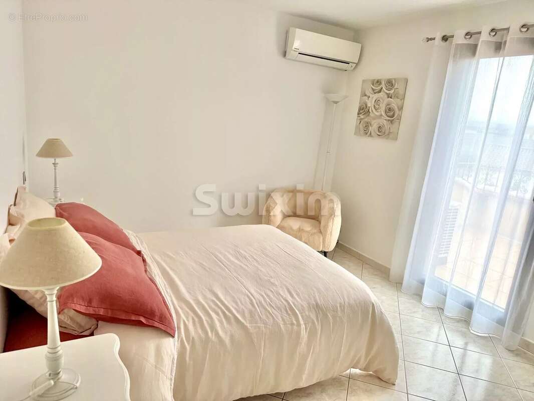 Maison à MONTELIMAR