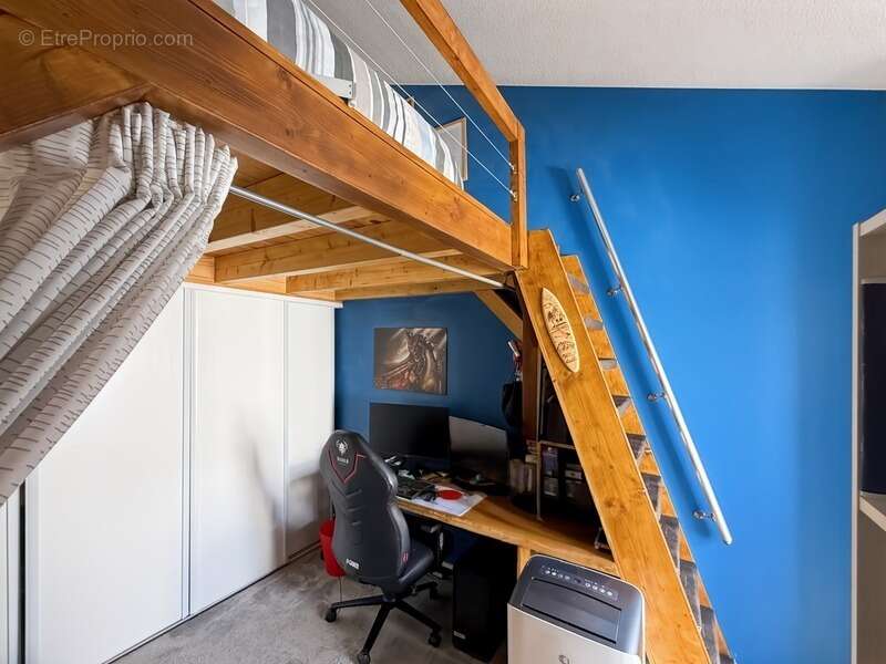 Superbe Duplex T4 - Double Terrasse - Parking - Entre Nansouty et Barrière de Bègles - photo 17