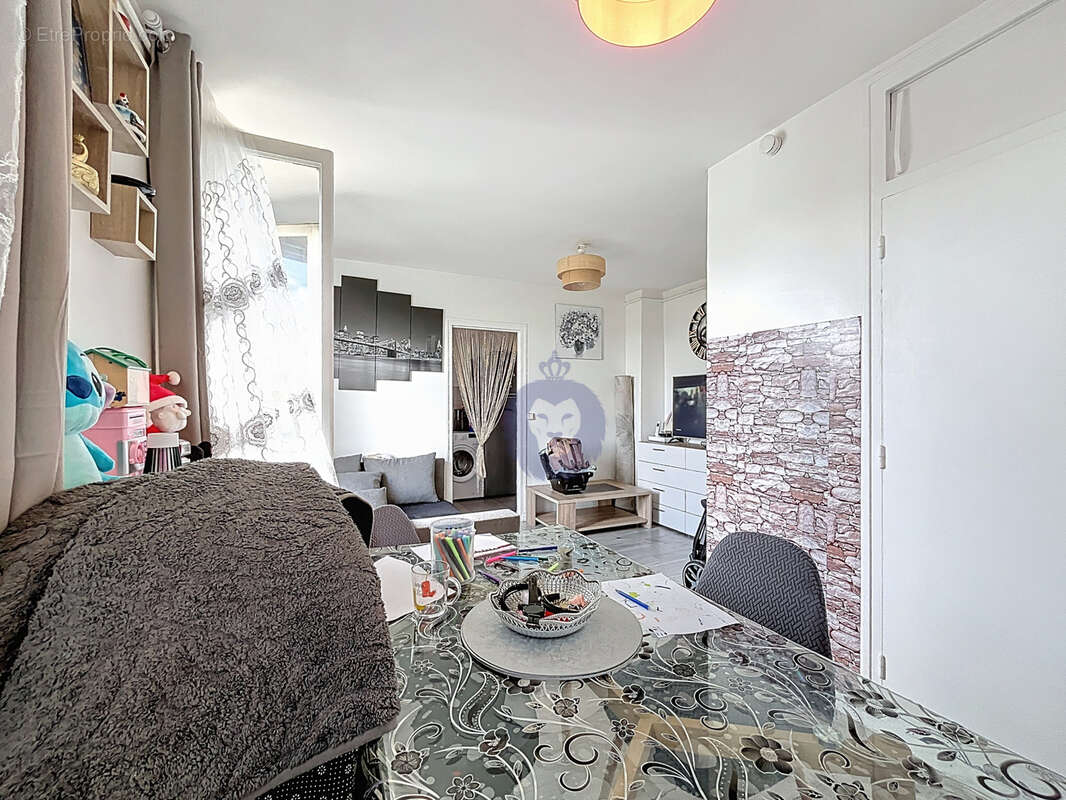 Appartement à MELUN