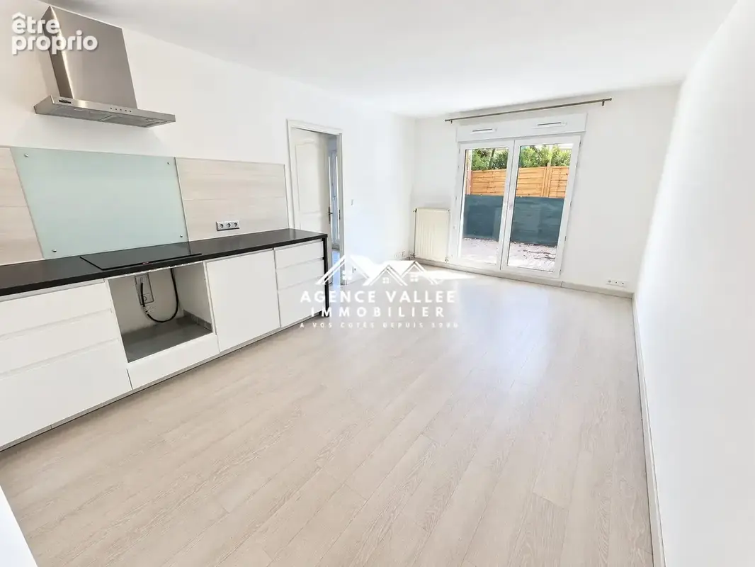 Appartement 2 pièces 37 m² à vendre à Saint-Germain-Les-Corbeil (91250) - photo 3
