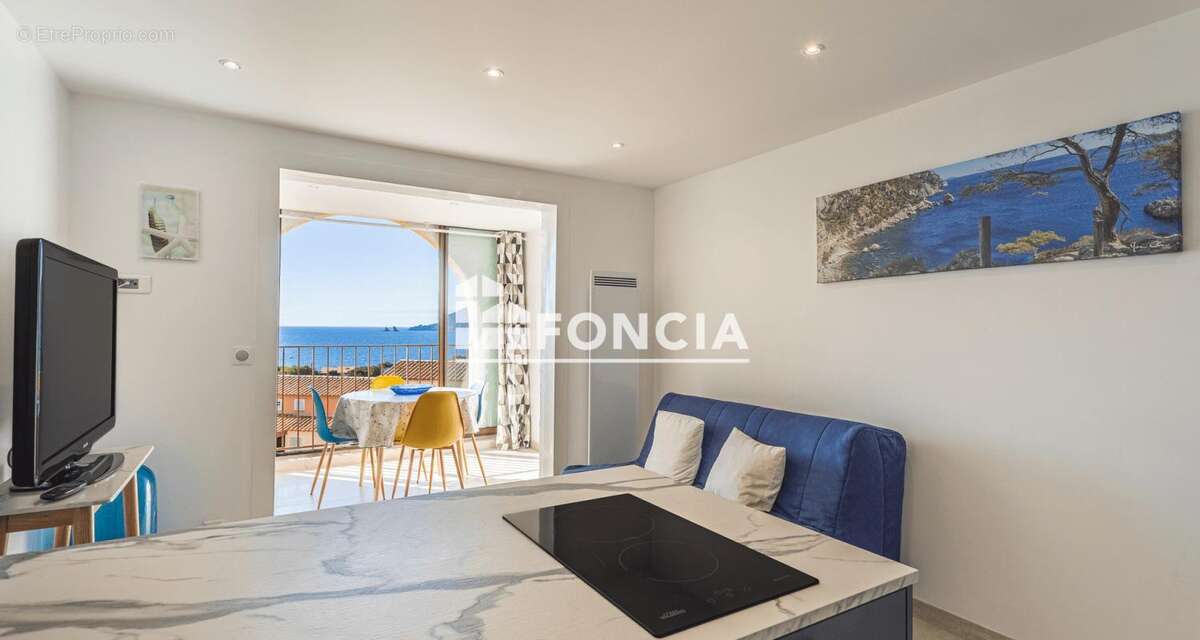 Appartement à SAINT-MANDRIER-SUR-MER