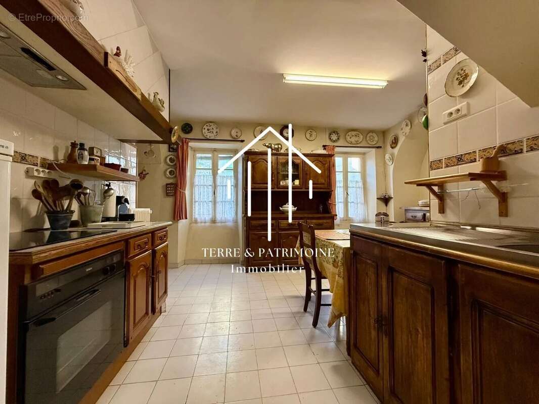 Maison à VALLON-PONT-D'ARC