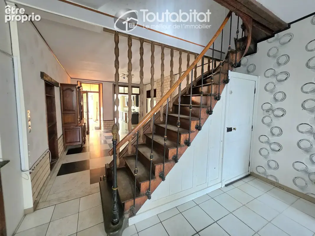Maison 8 pièces 172 m² à vendre à Vireux-Molhain (08320) - photo 4
