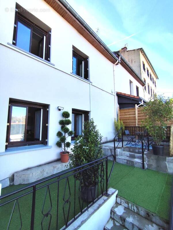 Maison à SAINT-ETIENNE