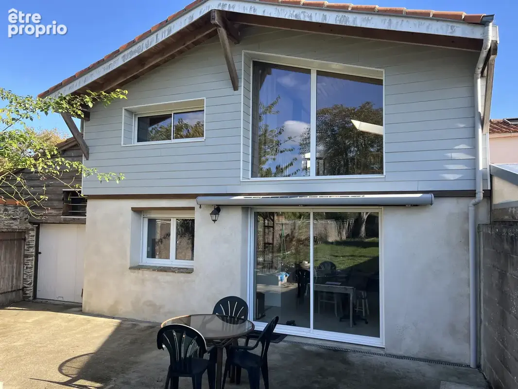 Au Cellier, maison rénovée 150 m2 - 6 pièces sur 4600m2 de terrain - photo 1