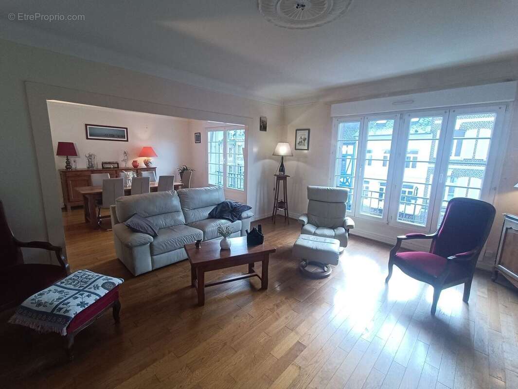 Appartement à ABBEVILLE