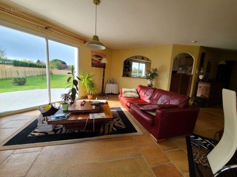 Maison à COURBILLAC