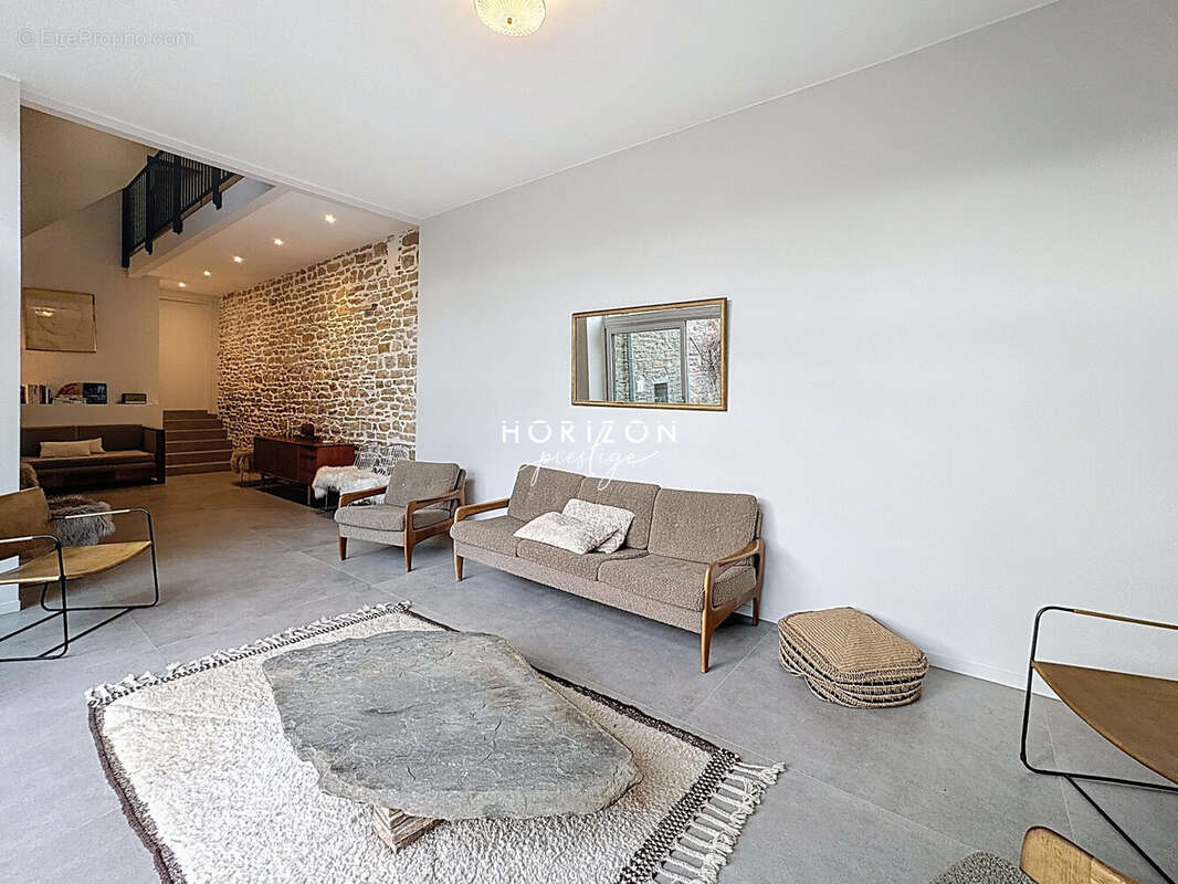 Maison à SAINT-DIDIER-AU-MONT-D'OR