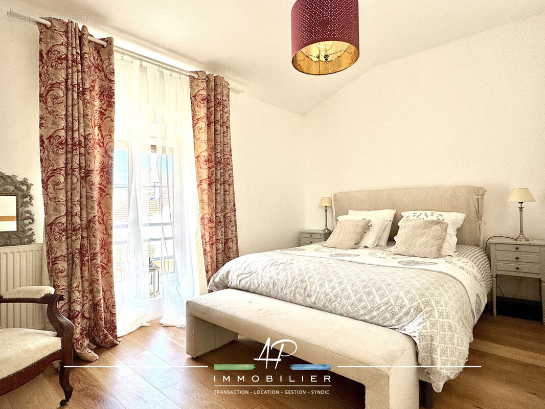 Maison à VELARS-SUR-OUCHE