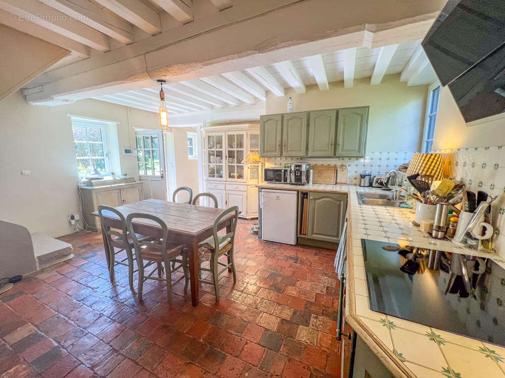 Maison à LE RENOUARD