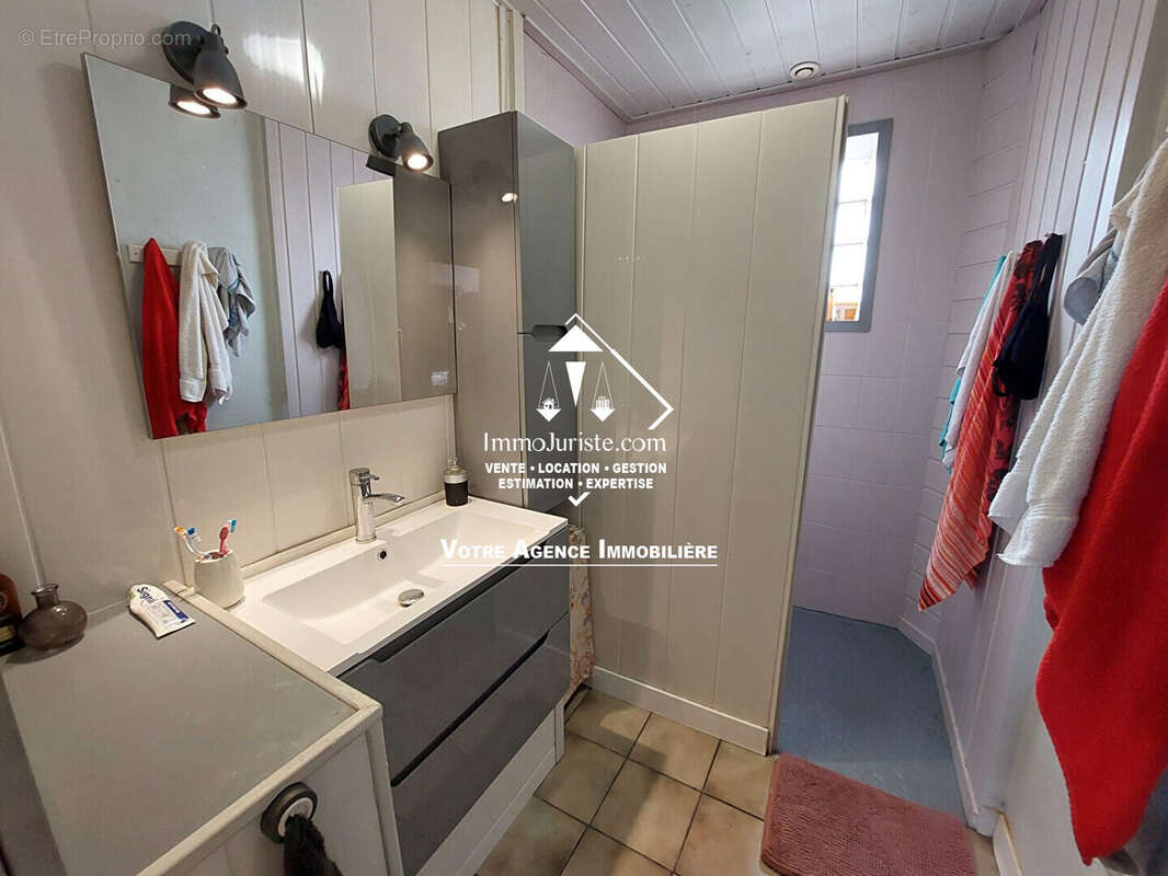 Maison à CHATEAUPONSAC