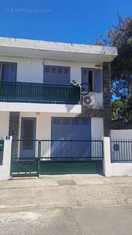 Appartement à SAINT-DENIS