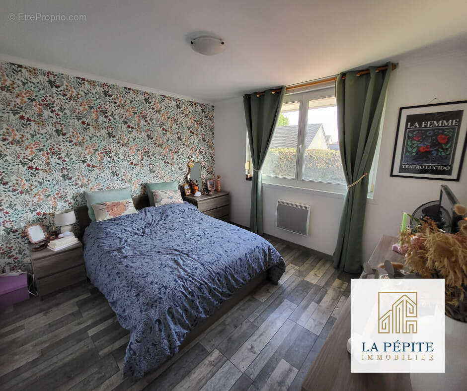 Maison à AULNOYE-AYMERIES