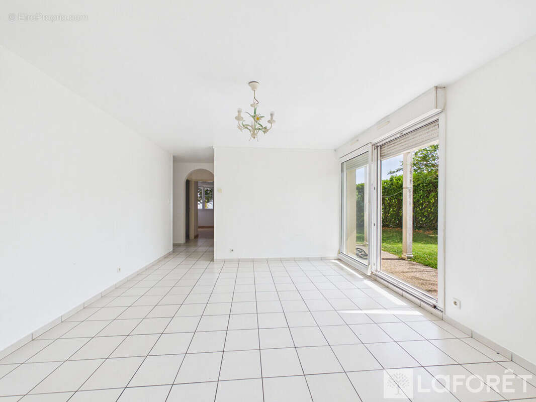 Bel appartement 4 pièces en rez de jardin - photo 8