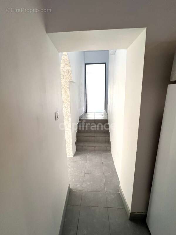 Appartement à FORCALQUIER