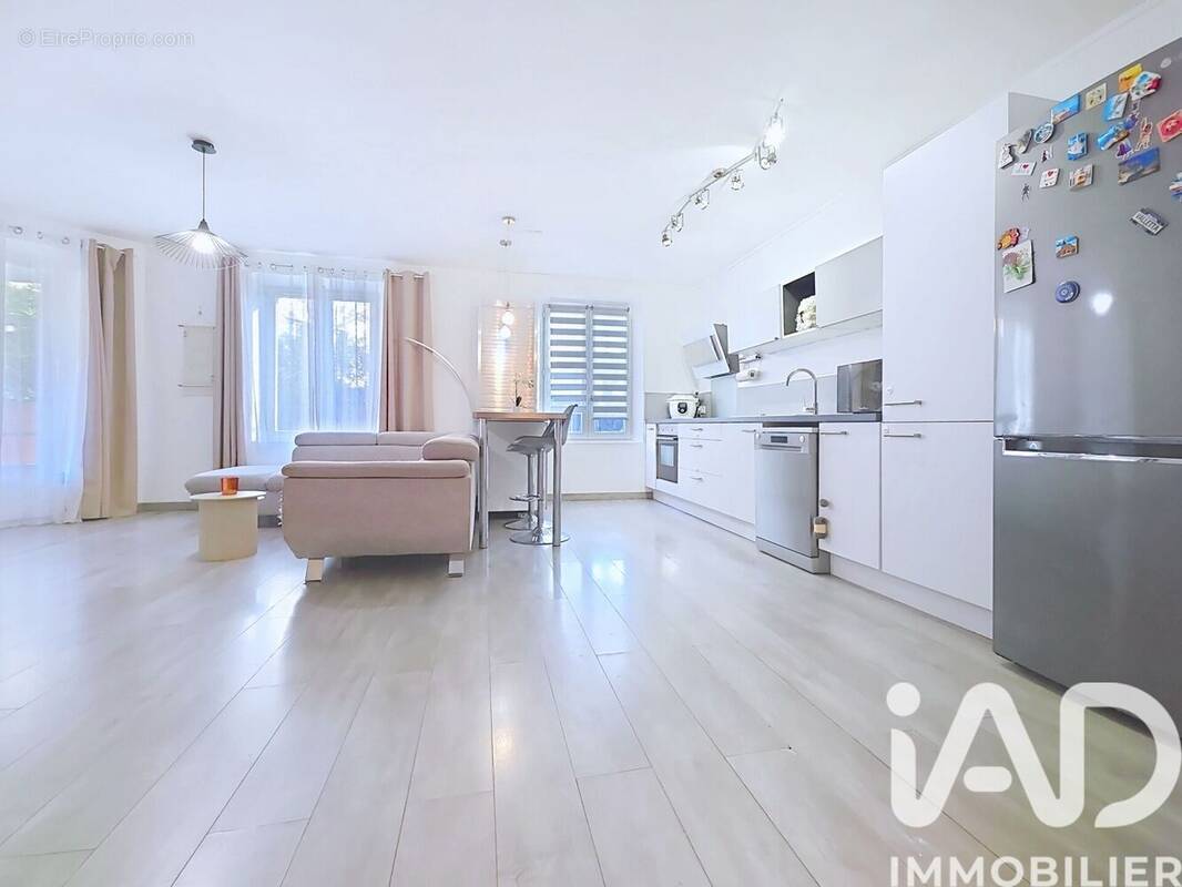 Photo 1 - Appartement à EMERAINVILLE