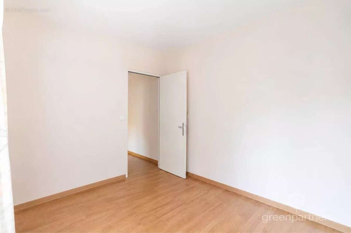 Appartement à PARIS-20E
