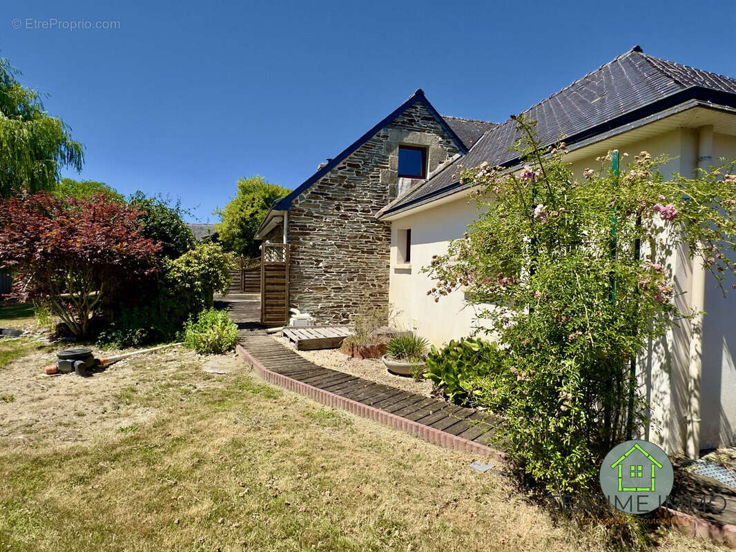 Maison 143 m² à Gourin  - photo 3